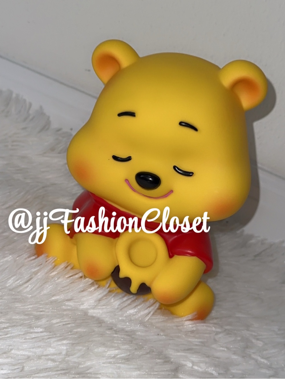 Cute Smiling Yellow Winnie the Pooh Bear piggy bank Figurine with Red Top